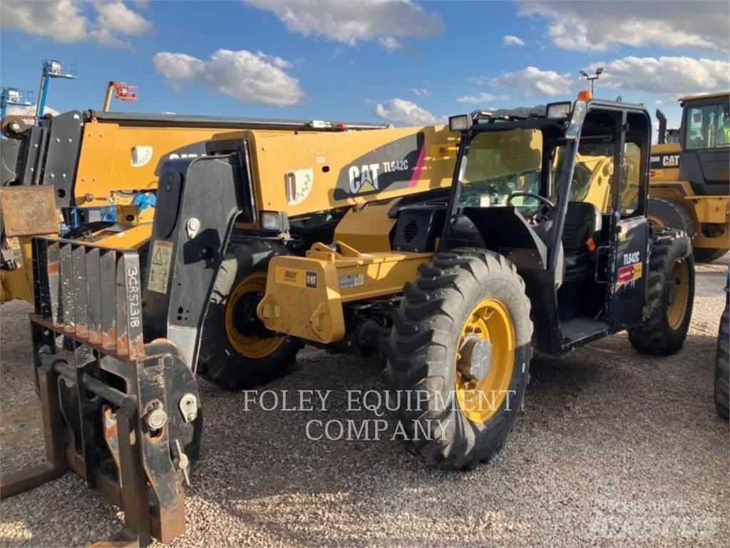 CAT TL642CO Chariot télescopique