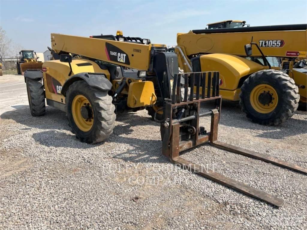 CAT TL642CO Chariot télescopique