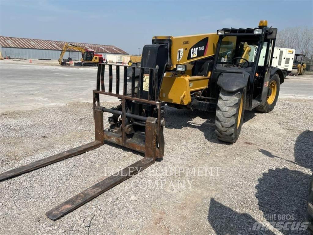 CAT TL642CO Chariot télescopique