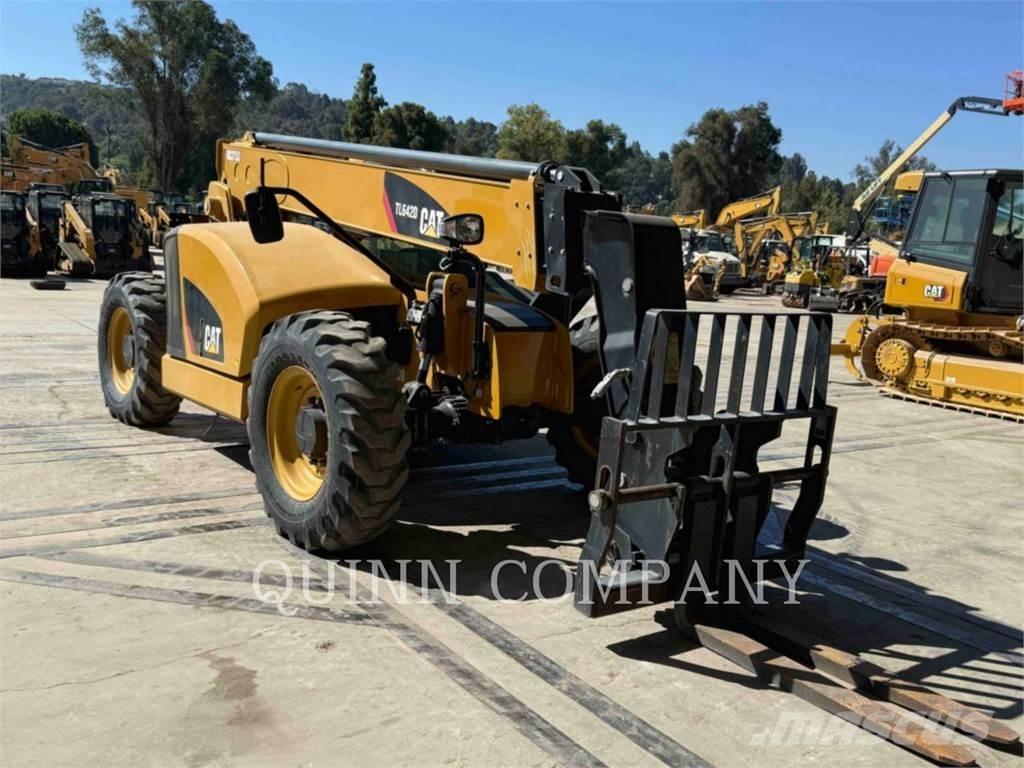 CAT TL642D Chariot télescopique