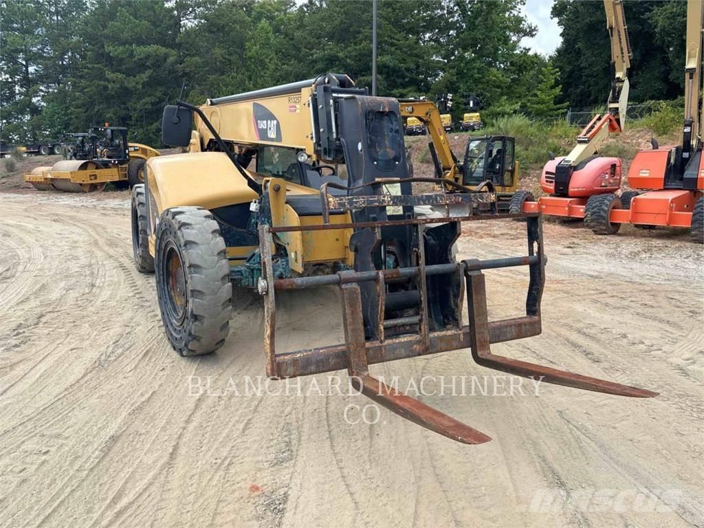 CAT TL642D Chariot télescopique