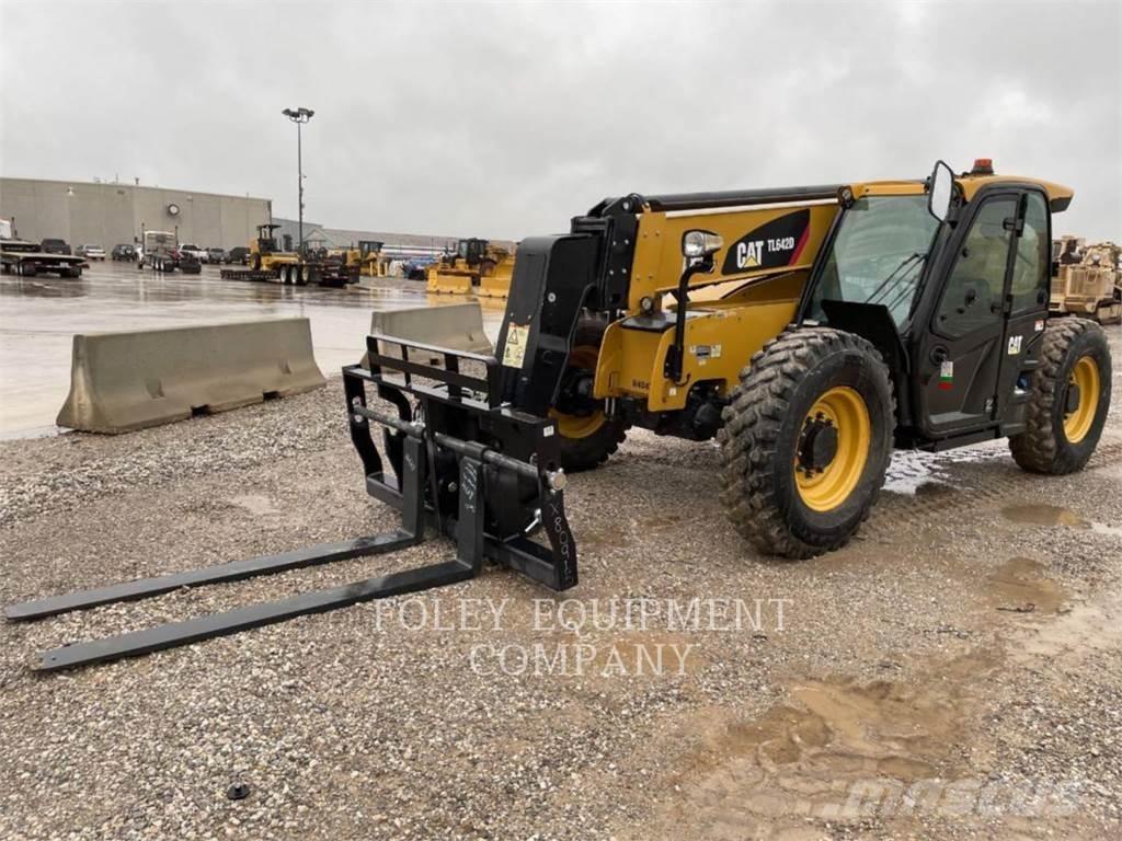 CAT TL642DC Chariot télescopique