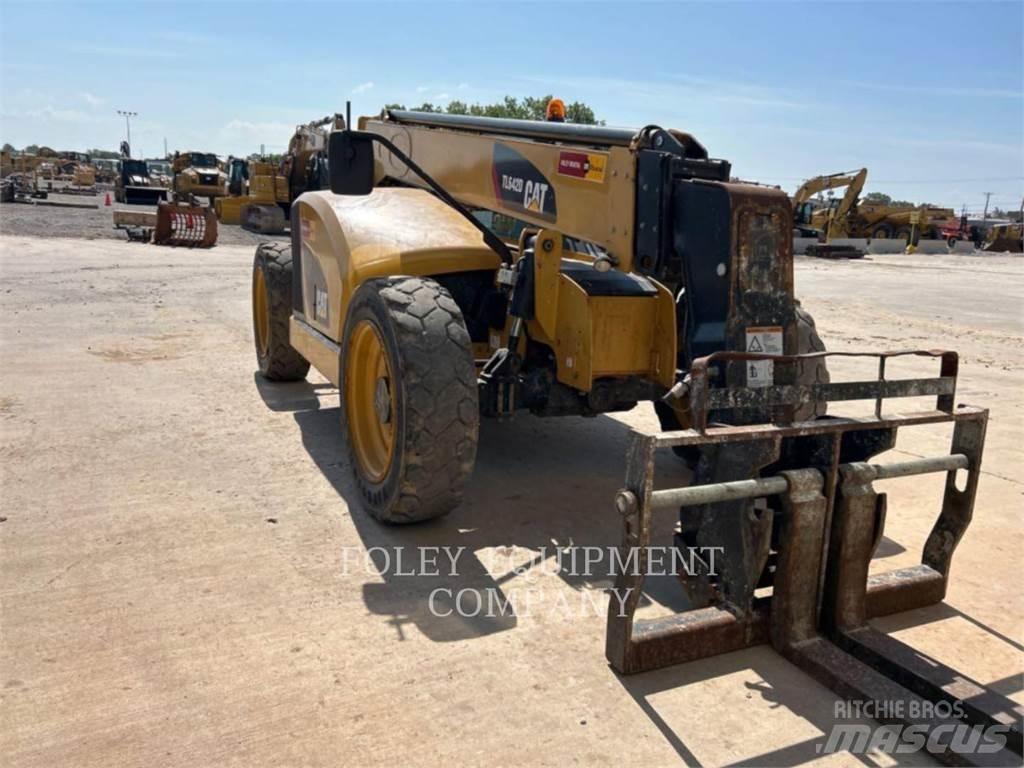 CAT TL642DO Chariot télescopique