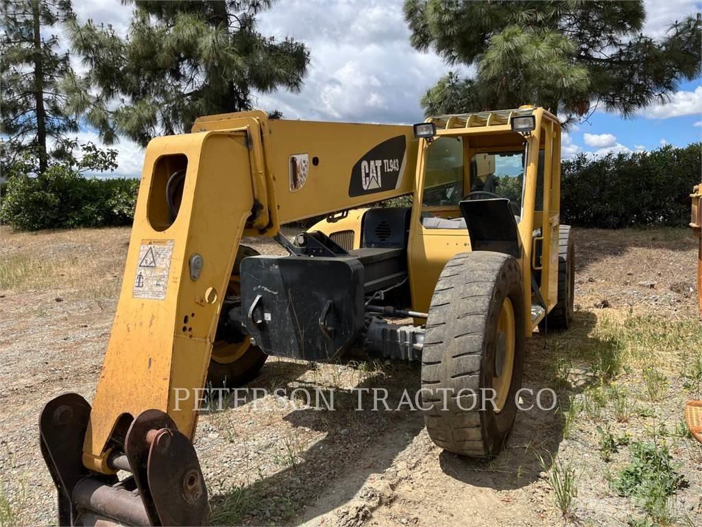 CAT TL943 Chariot télescopique