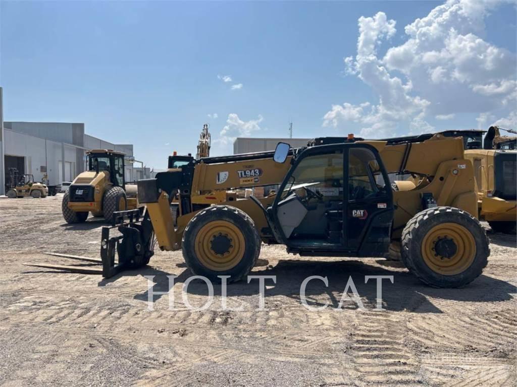 CAT TL943 Chariot télescopique