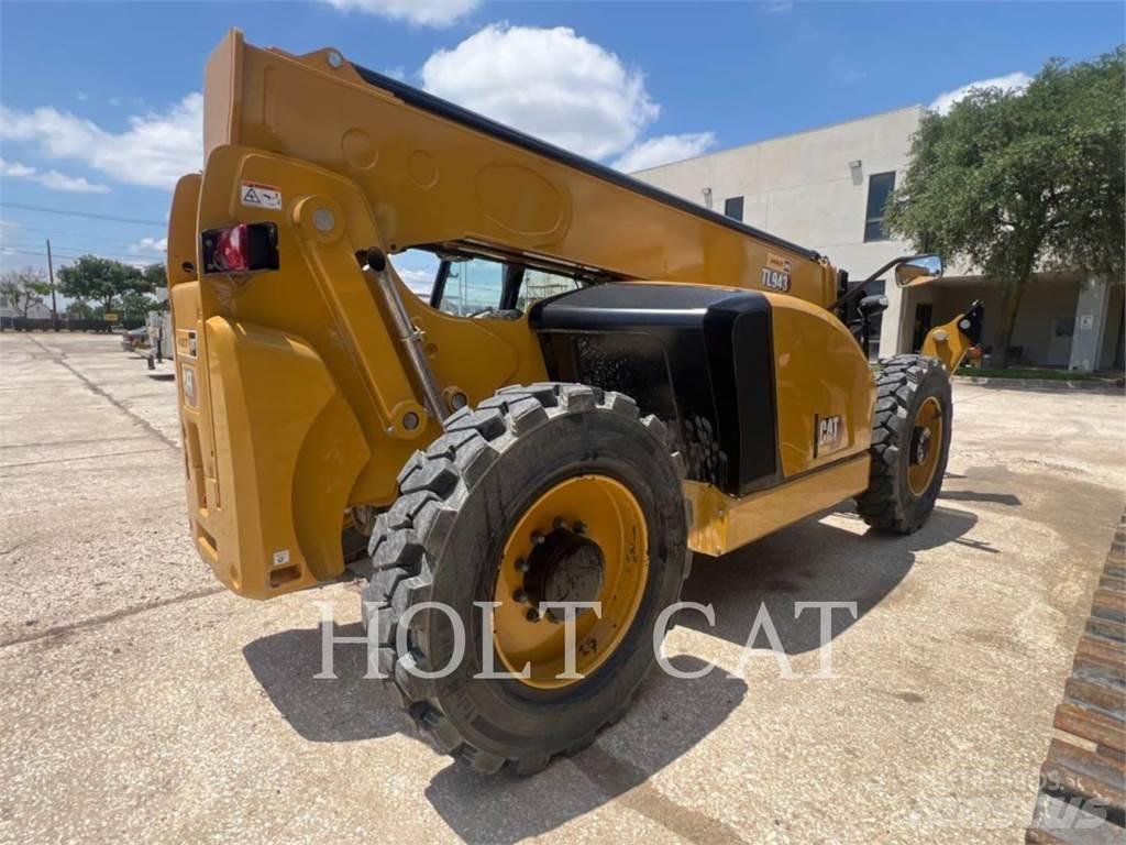 CAT TL943 Chargeuse sur pneus