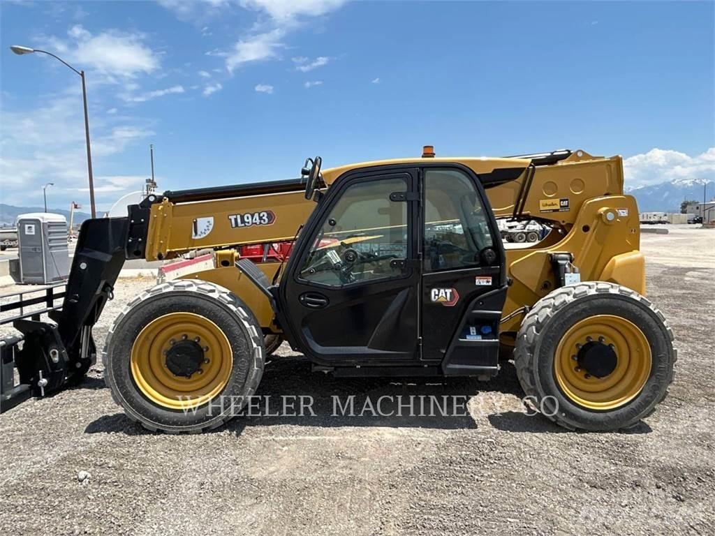 CAT TL943 CB Chariot télescopique