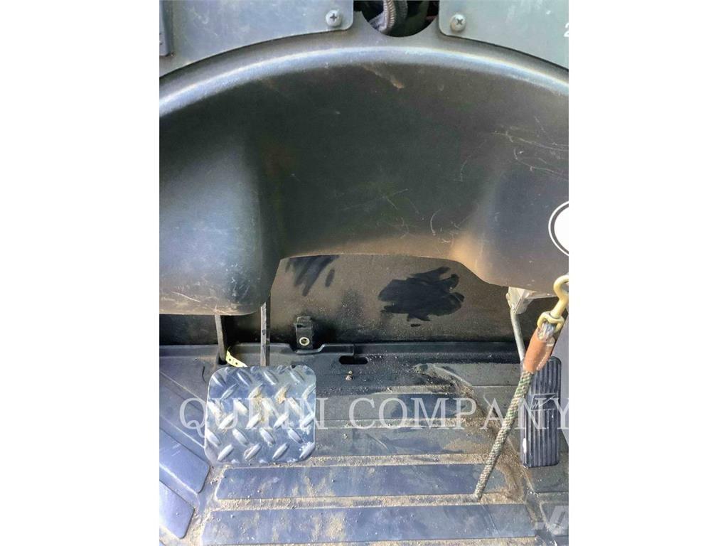 CAT TL943C Chariot télescopique