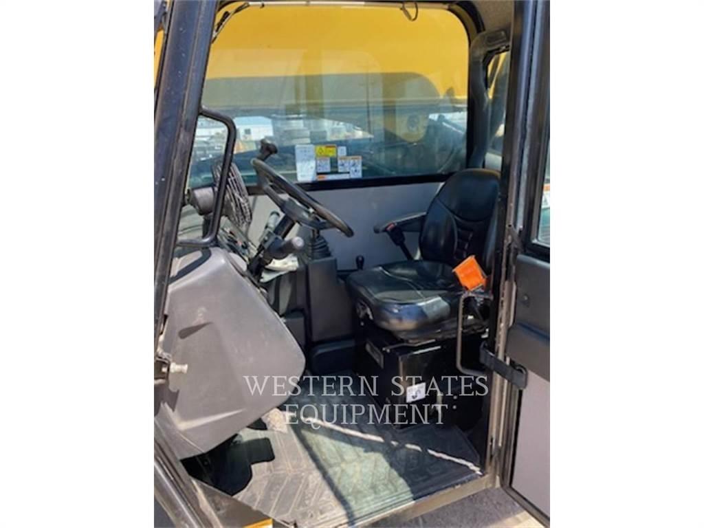CAT TL943C Chariot télescopique
