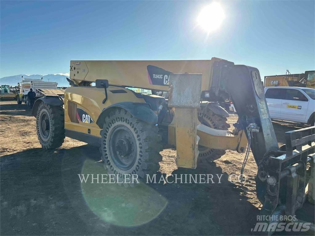 CAT TL943C CPY Chariot télescopique