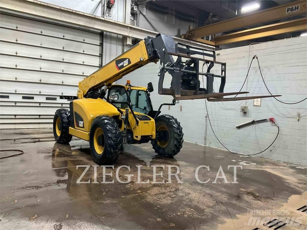 CAT TL943D Chariot télescopique