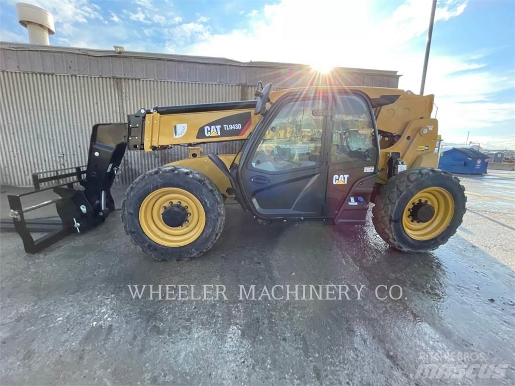 CAT TL943D CB Chariot télescopique