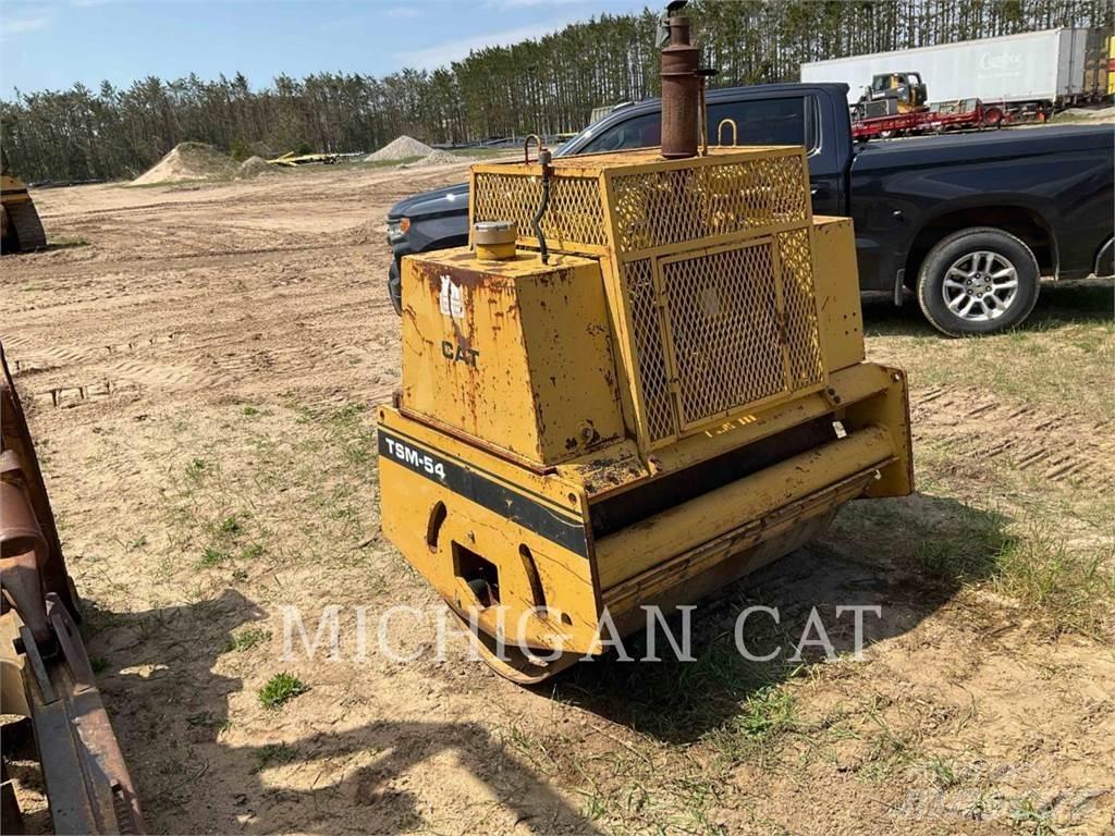 CAT TSM54 Compacteur de sol
