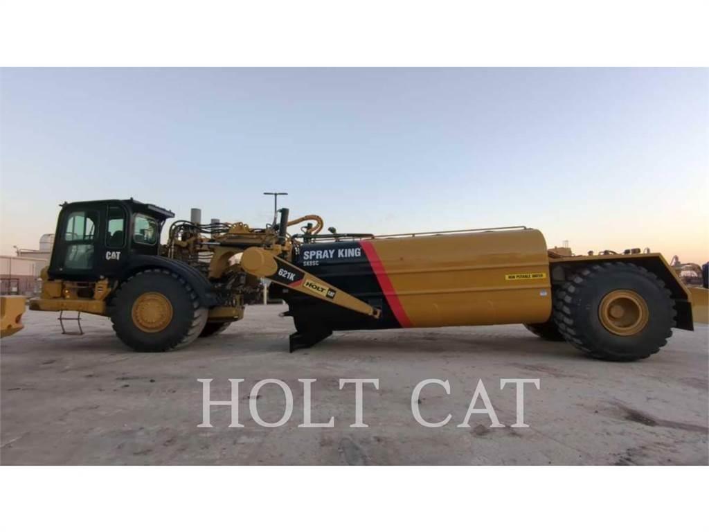 CAT W00 621K Scraper