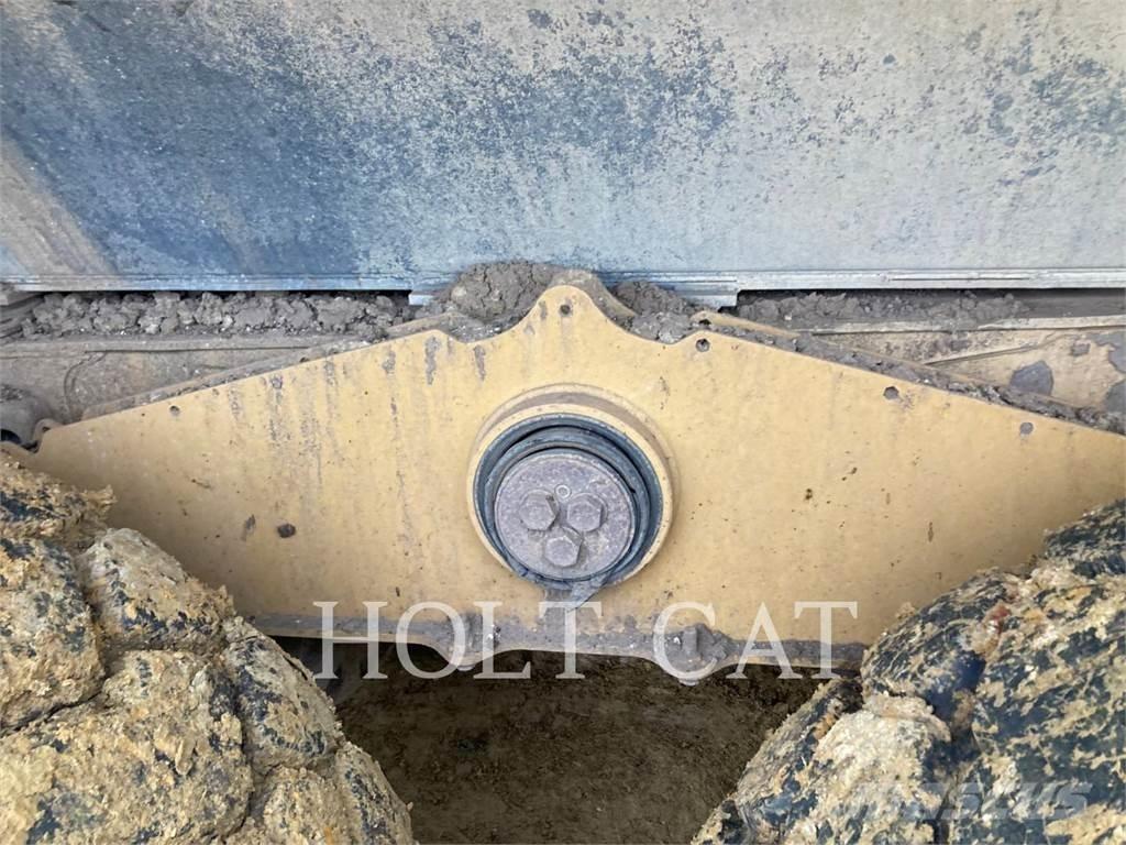CAT W00 730 Tombereau articulé