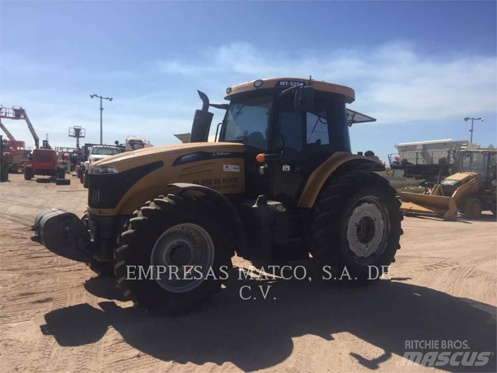 Challenger MT525D 4WD Tracteur