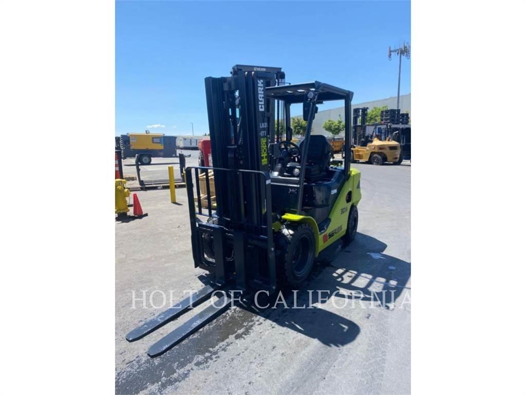 Clark S30 DUAL Autres Chariots élévateurs