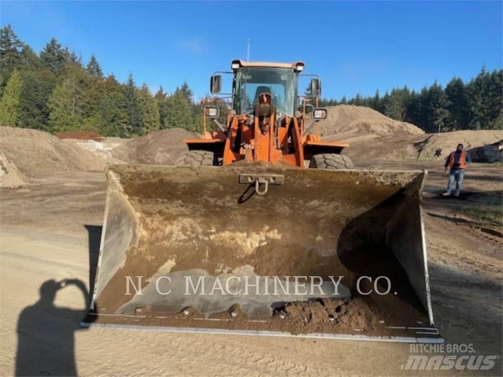 Doosan DL420-3 Chargeuse sur pneus