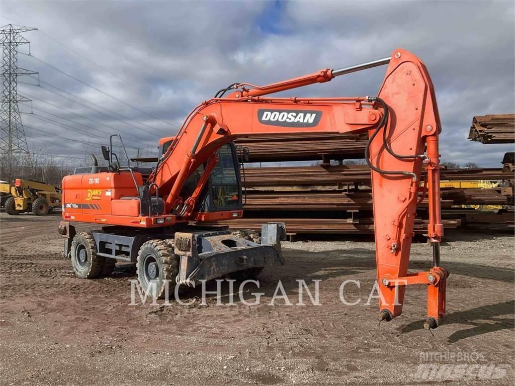 Doosan DX190W Pelle sur pneus
