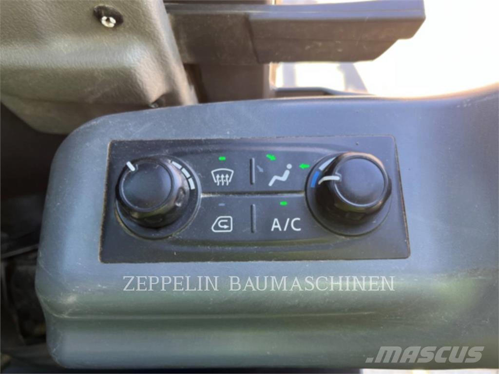 Doosan DX63-3 Pelle sur chenilles