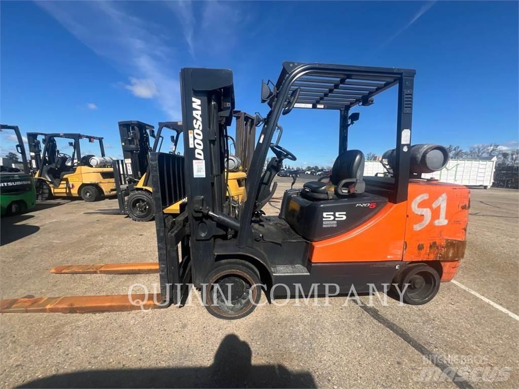 Doosan GC55C-5 Autres Chariots élévateurs