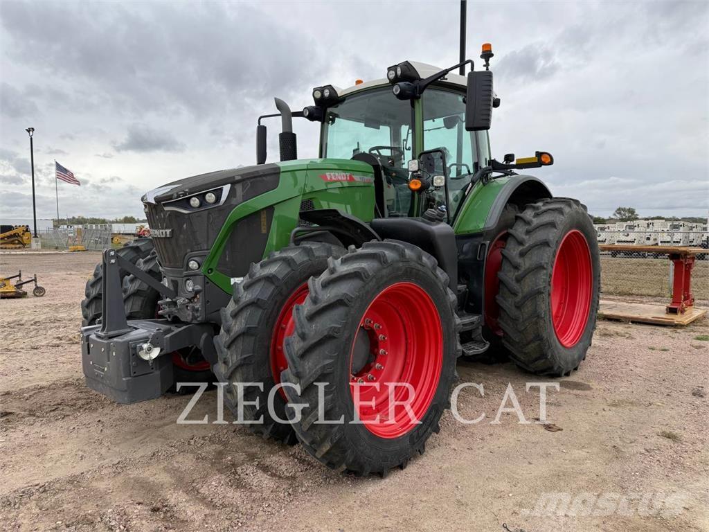 Fendt 933 VARIO Tracteur