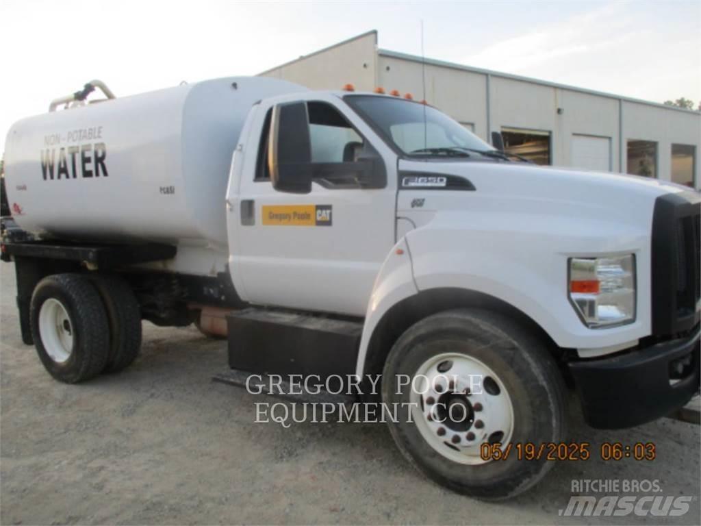 Ford F650 Motrici cisterna