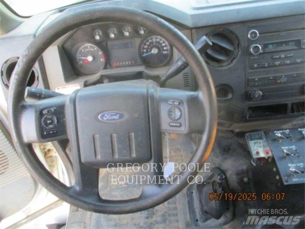 Ford F650 Motrici cisterna