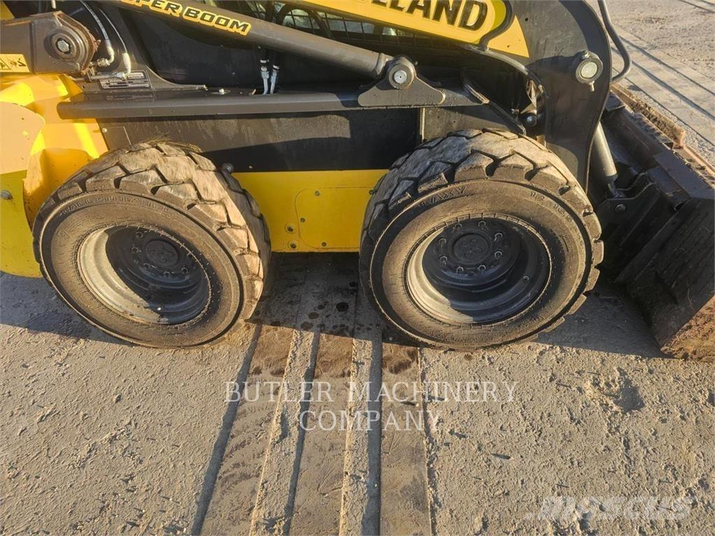 Ford / New Holland L318 Chargeuse compacte