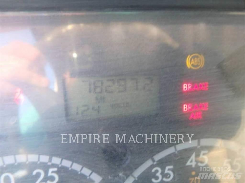 Freightliner 2K WT Motrici cisterna