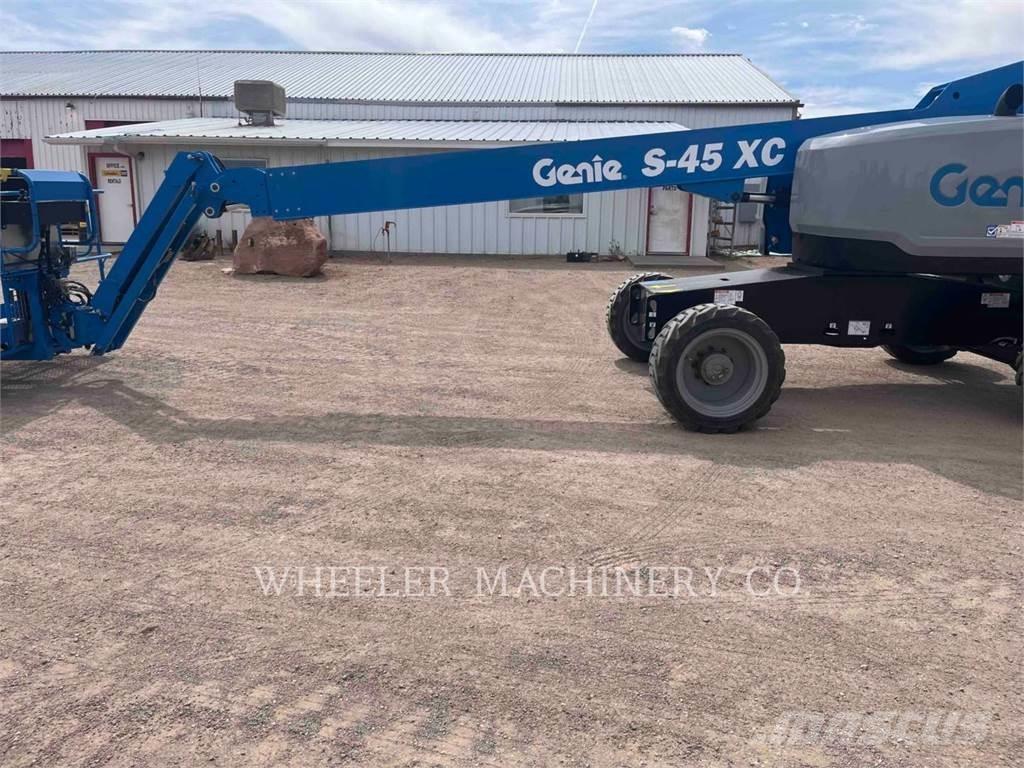 Genie S45XC Nacelles articulées