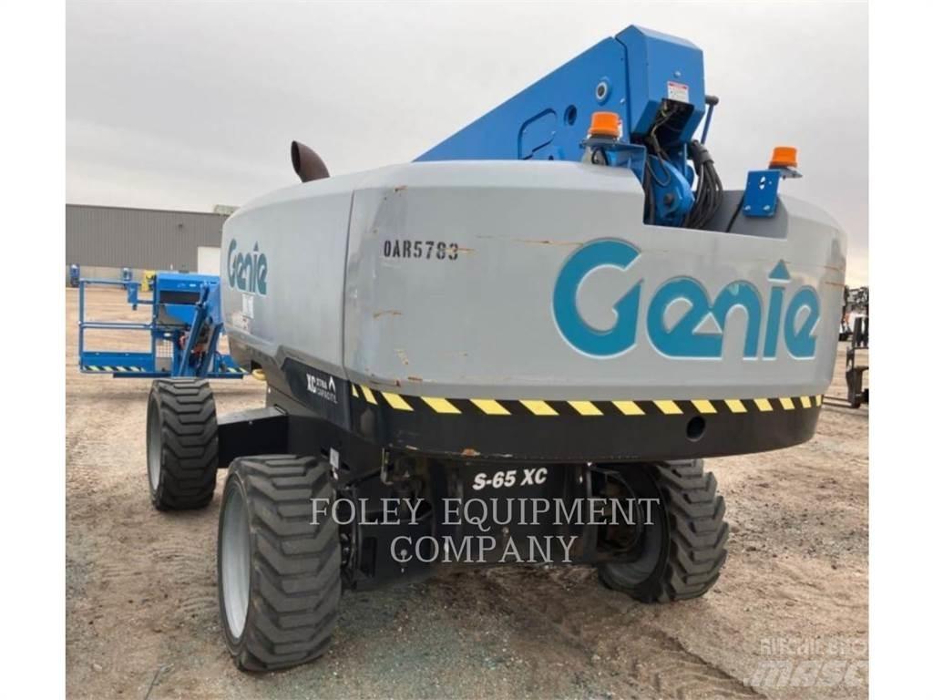 Genie S65XCD4W Nacelles articulées