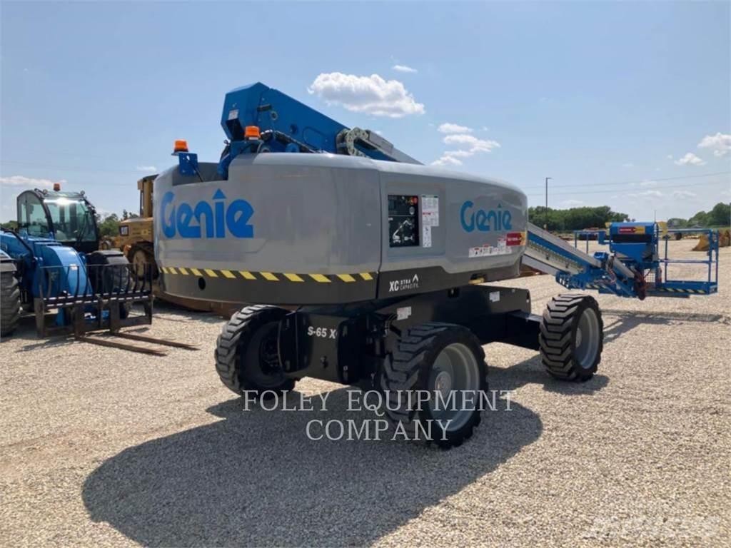 Genie S65XCD4W Nacelles articulées