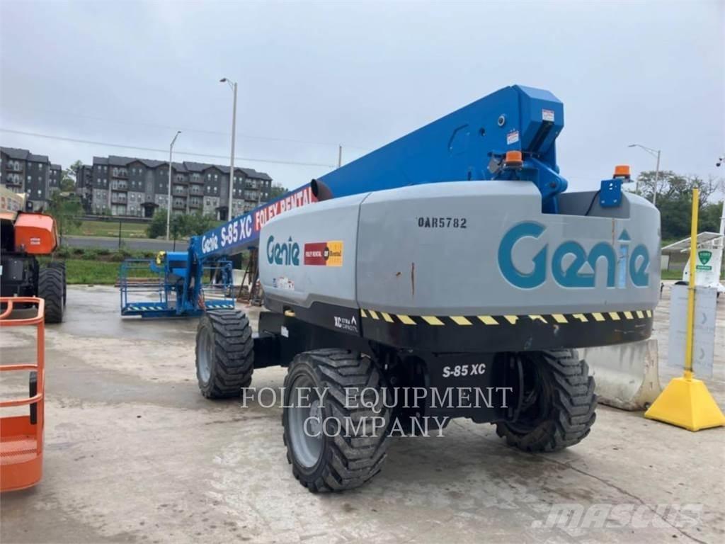 Genie S85XCD4W Nacelles articulées