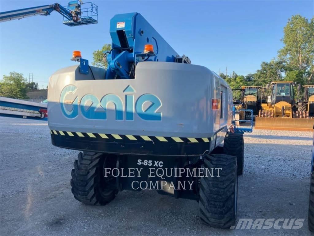 Genie S85XCD4W Nacelles articulées