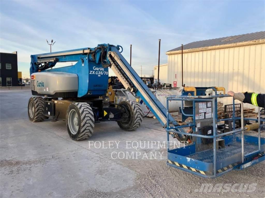 Genie ZX13570D4W Nacelles articulées