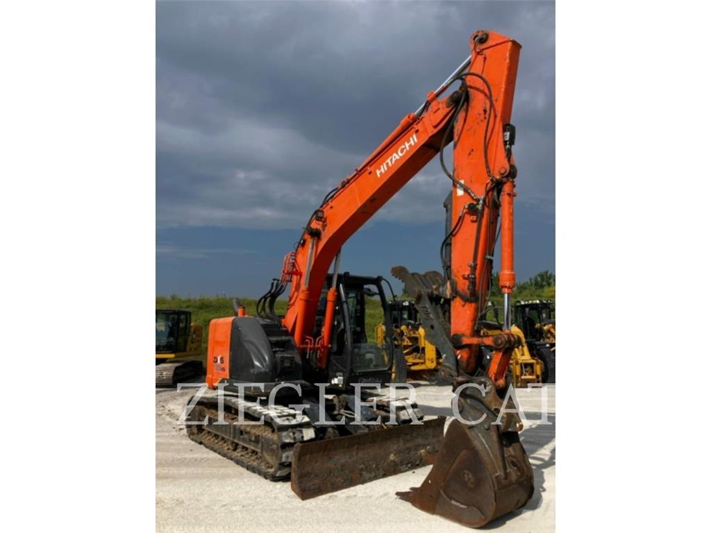 Hitachi ZX135US-5N Pelle sur chenilles