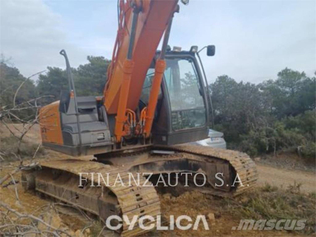 Hitachi ZX210 Pelle sur chenilles