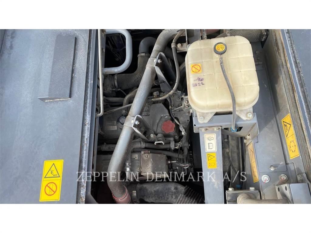 Hitachi ZX300LC6 Pelle sur chenilles
