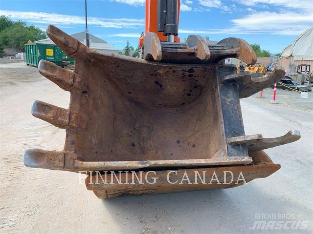 Hitachi ZX350LC-6N Pelle sur chenilles