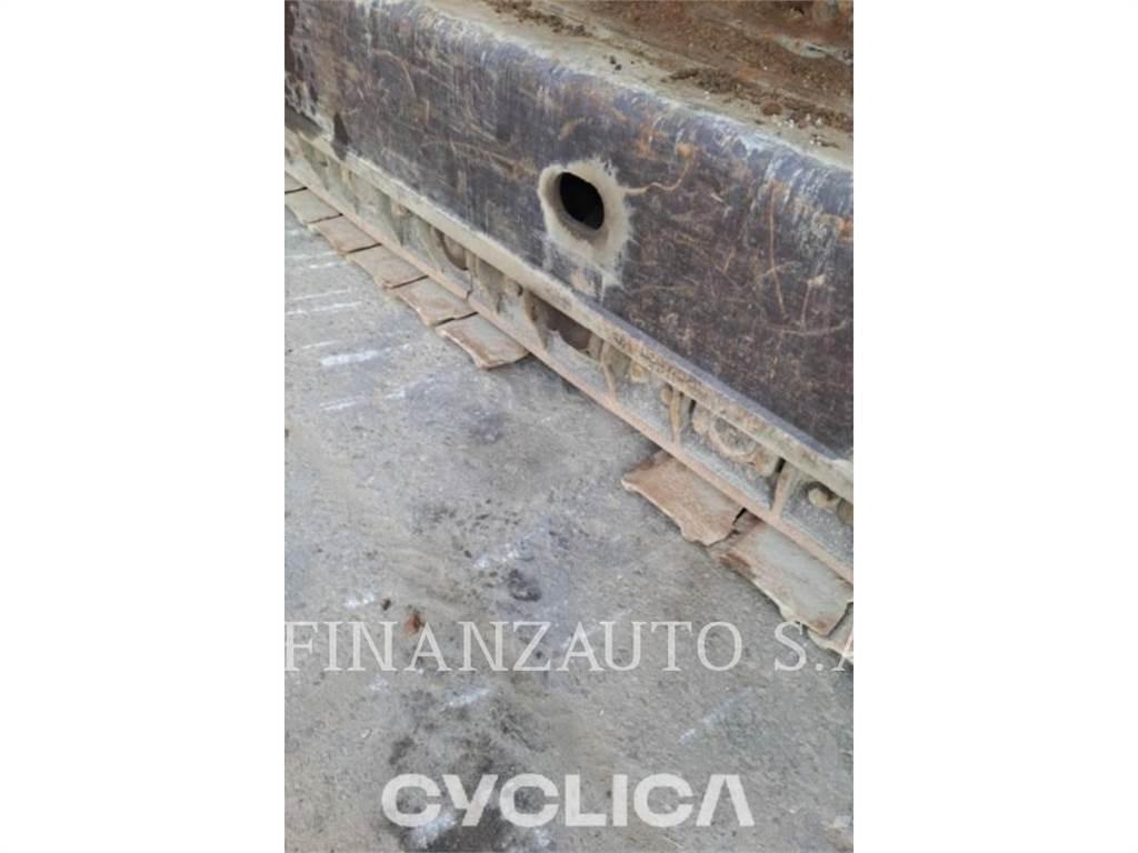 Hitachi ZX870 Pelle sur chenilles