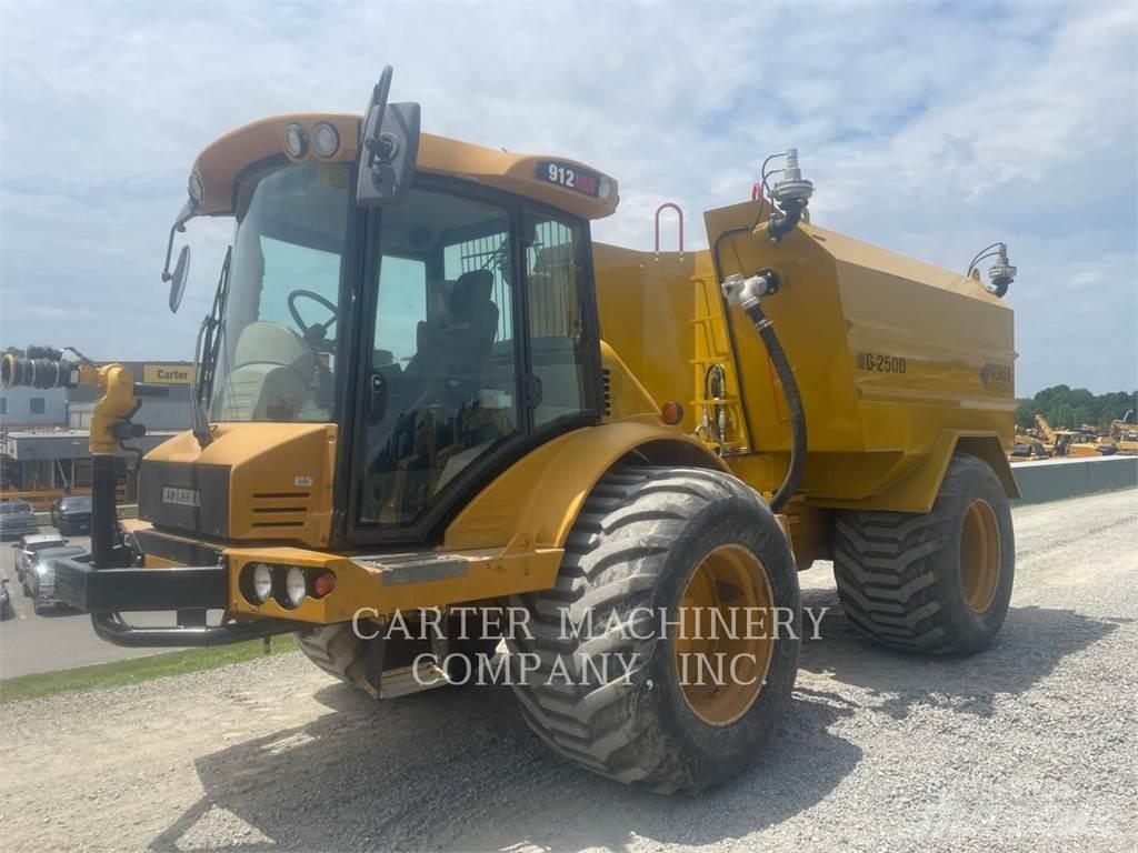 Hydrema HYD 912HM Motrici cisterna