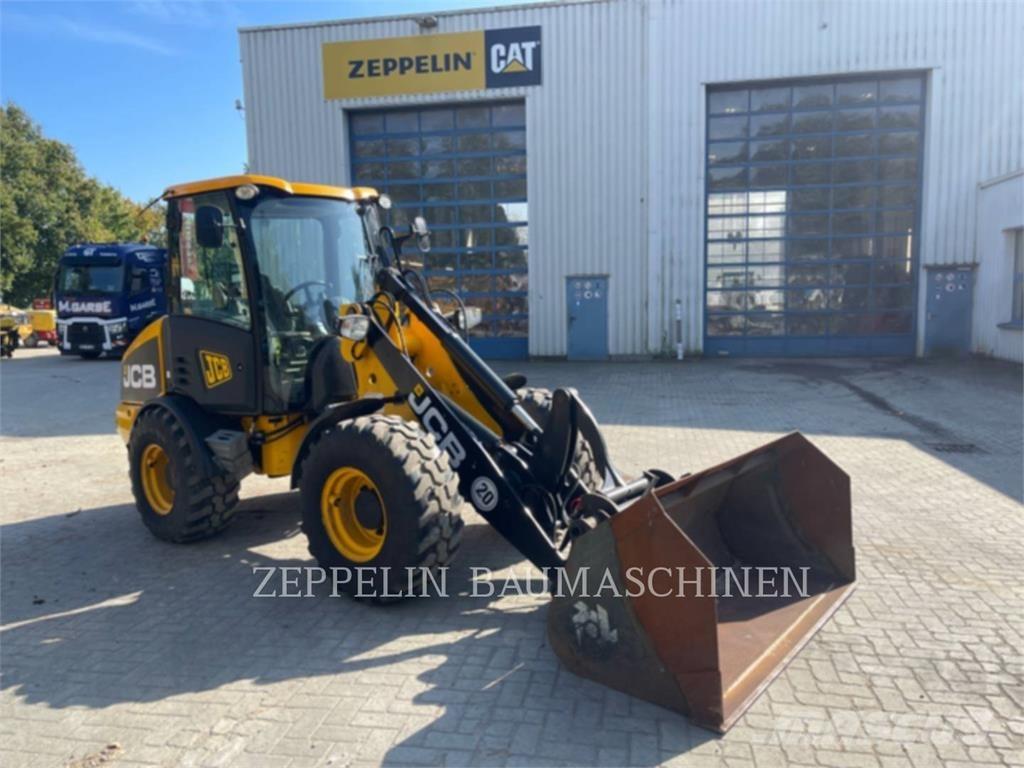JCB 406 Chargeuse sur pneus