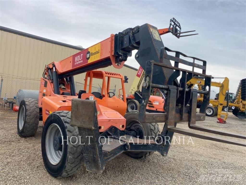 JLG 10054 Chariot télescopique