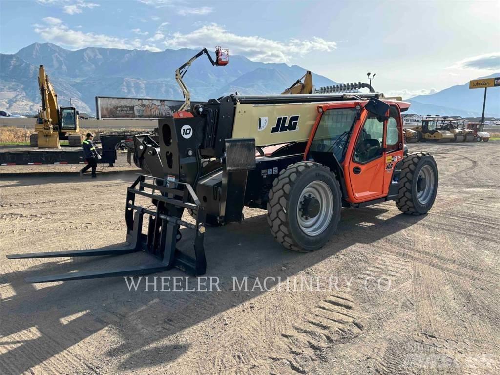 JLG 1055 Chariot télescopique