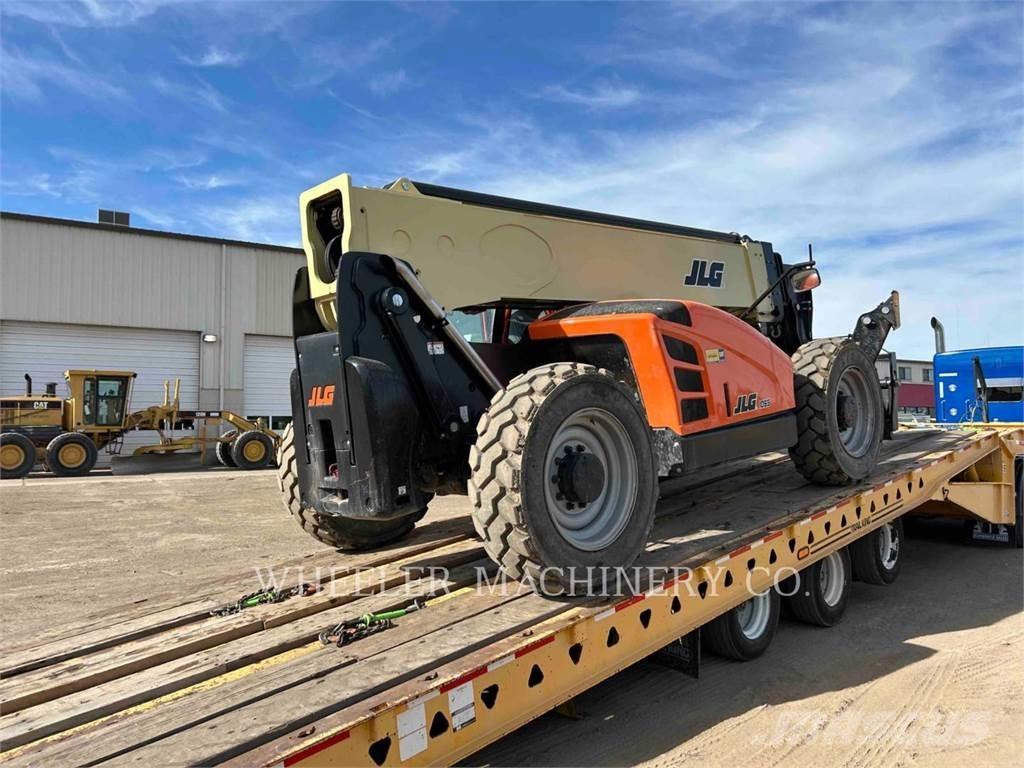 JLG 1055 Chariot télescopique