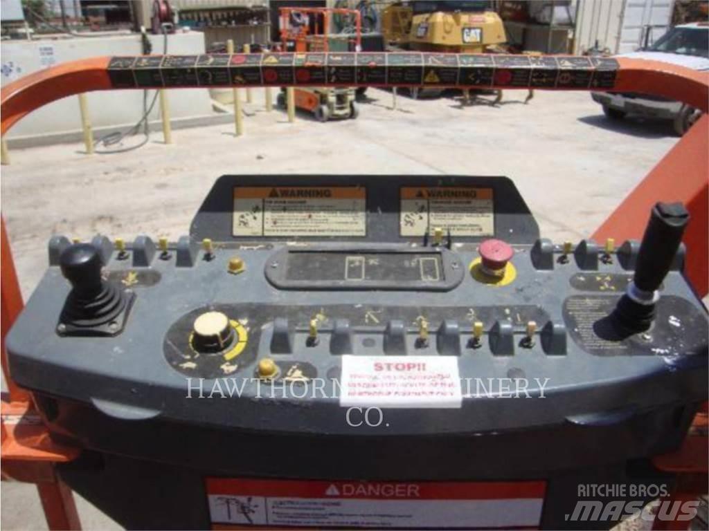 JLG 1200SJP Nacelles articulées