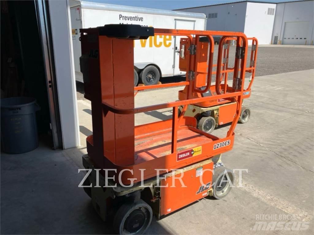 JLG 1230ES Nacelle ciseaux