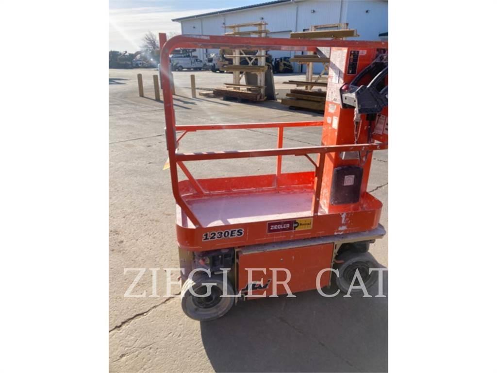 JLG 1230ES Nacelle ciseaux