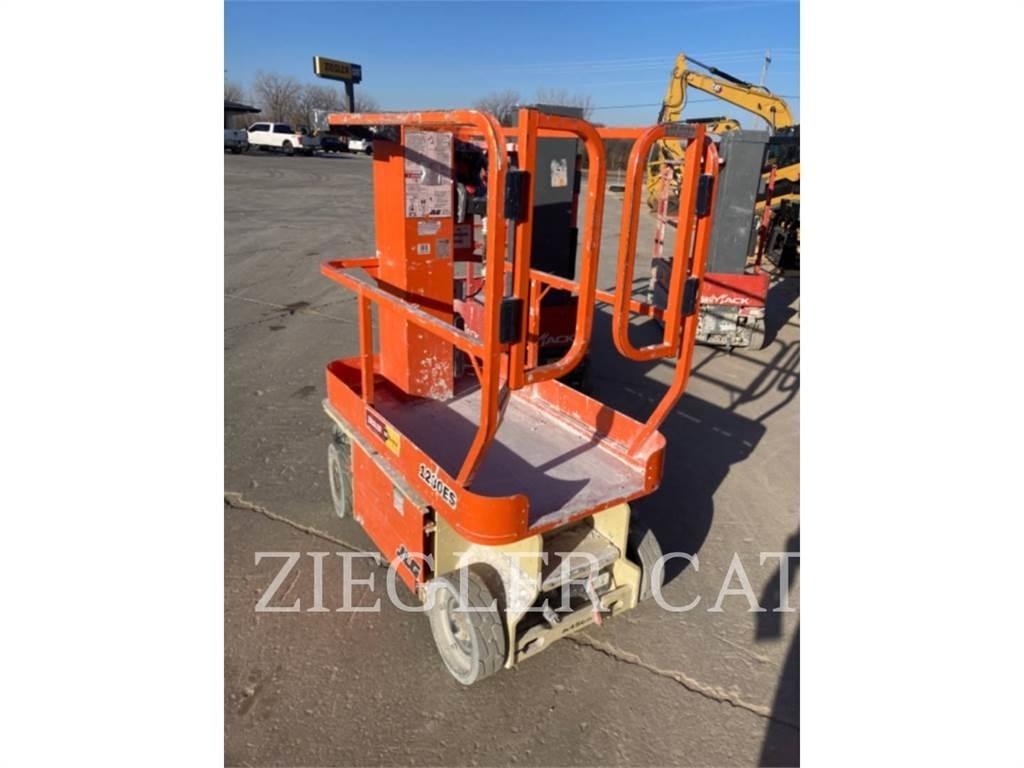 JLG 1230ES Nacelle ciseaux